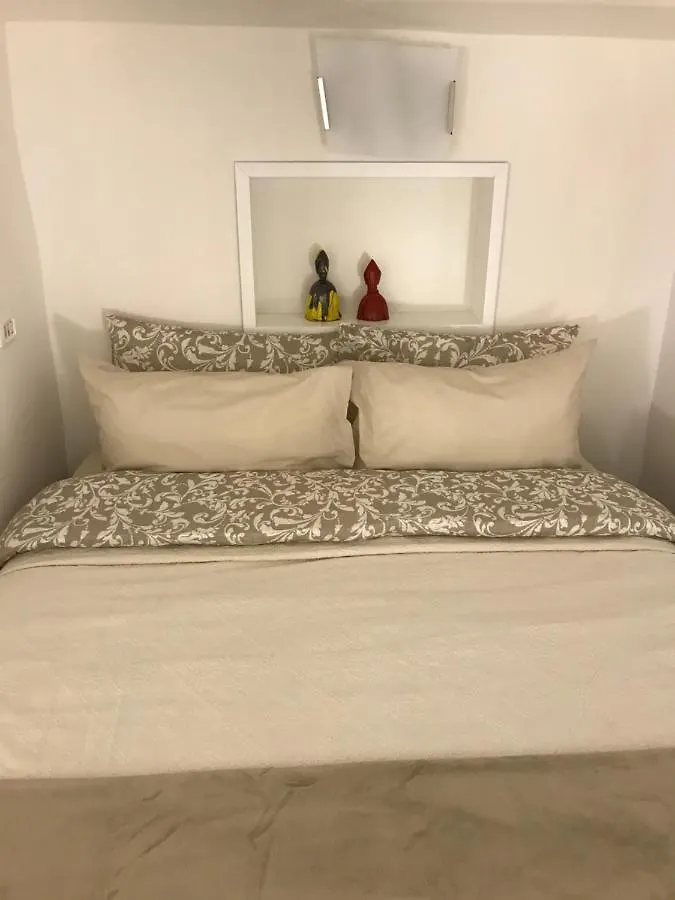 Maison Mele Luxury Apartment Naples Italy